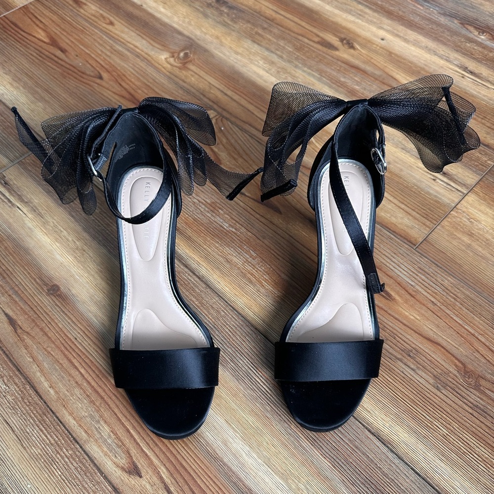 Kelly & Katie Black Bow Ankle Strap Heels – Size 8.5M – Elegant Statement - Picture 4 of 8